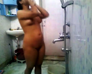 Magnificent Indian School lady naked in hostel bathroom